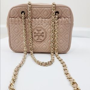 Tory Burch shoulder bag with chains details. SOLD -(on a different platform)